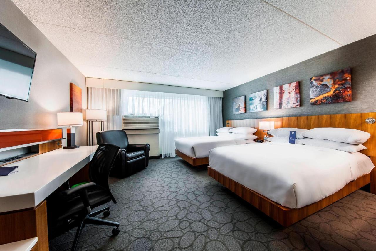 Delta Hotels By Marriott Fargo Exterior foto
