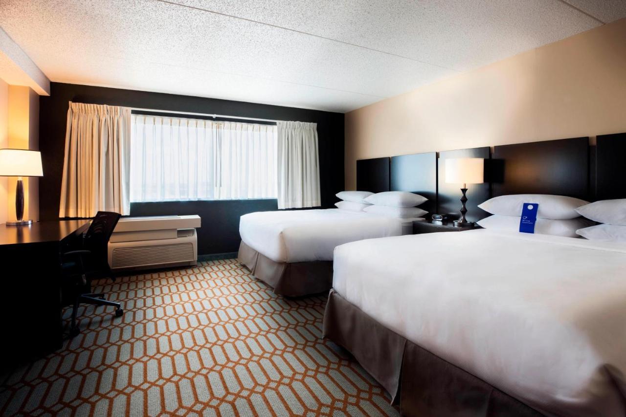 Delta Hotels By Marriott Fargo Exterior foto
